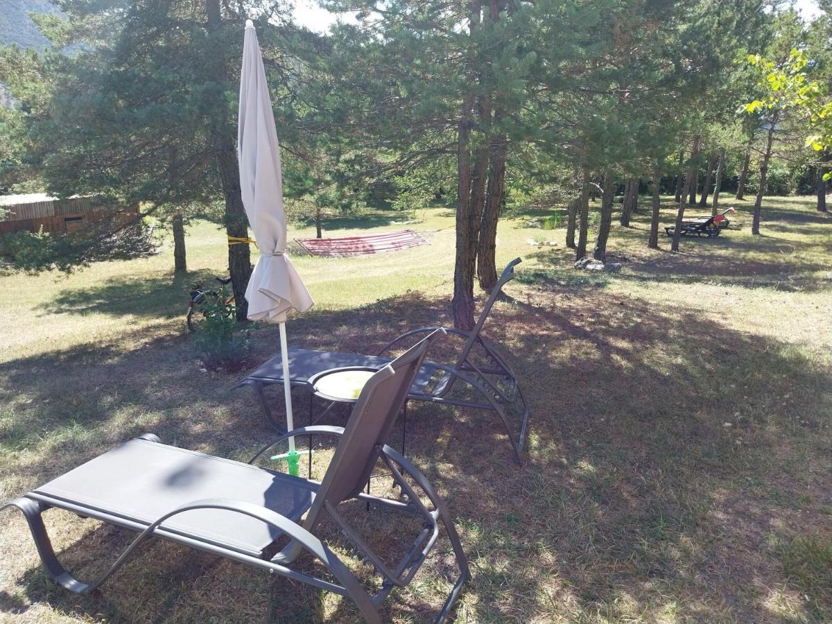 Petit Studio Dans La Prairie Saint-Auban  Eksteriør bilde